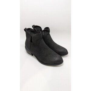 Pierre Dumas Black Faux-Suede Western Ankle Boots